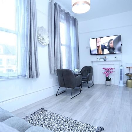London Town Apartment- Lewisham Exterior foto
